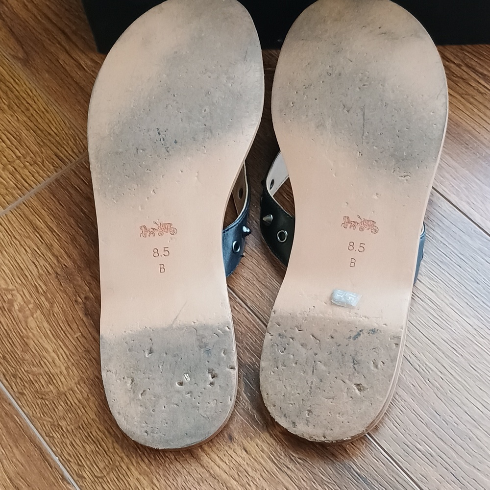 Coach Black Vegan Leather Studded Thong Sandals - Women's 8.5M - Picture 4 of 7